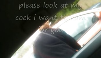 Pretty Horny Babe Loves to Fuck the Bussy بازی با پستان