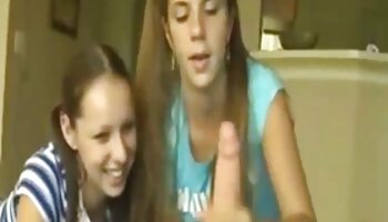 رابطه جنسی لزبین بین دو بازی های فول سکسی بلوند زیبا